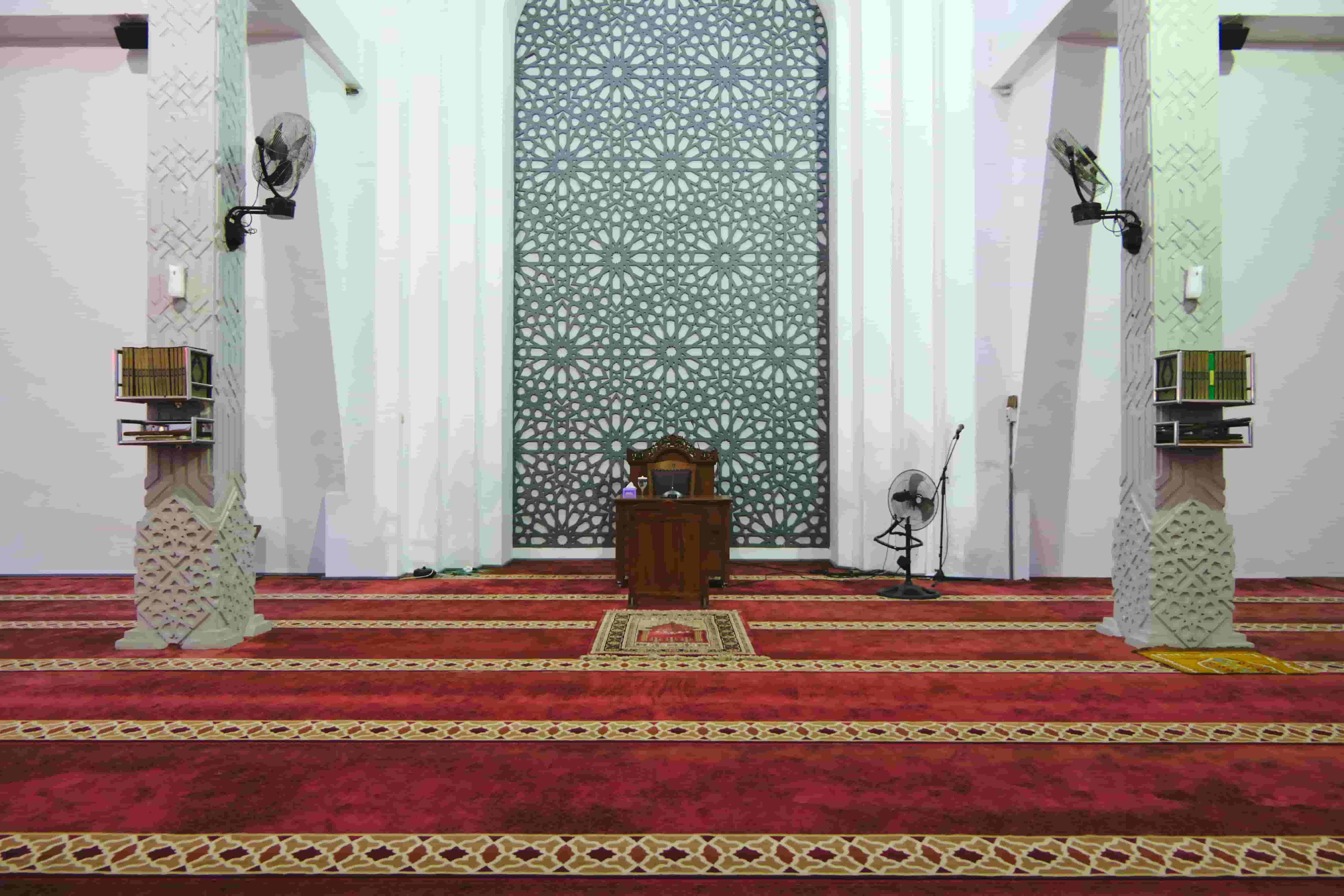 Professional mosque carpet cleaning service in Kota Kinabalu